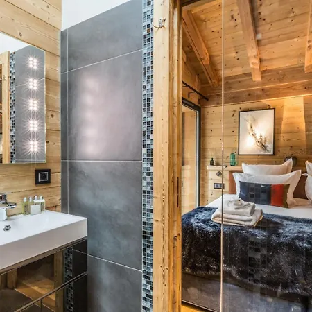 Luxury Chaelt With Sauna And 5bdr
